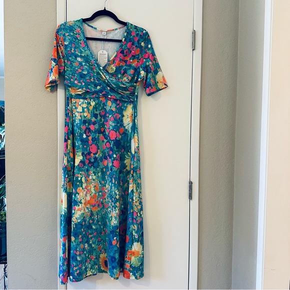 Floral Maxi Dress - Picture 2 of 6